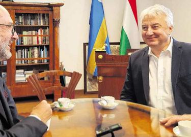 A Tagespost interjúban Semjén Zsolt bírálja az Európai Uniót, Magyarországnak az EU-ból történő kilépése azonban számára egyáltalán nem jön szóba. Fényképek: Christoph Hurnaus.